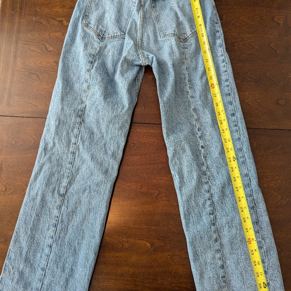 Abercrombie 90s relaxed curve love high rise jeans. 26/2 .. EUC - Picture 3 of 6